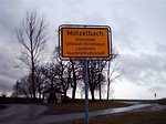 Ortseingangsschild Mötzelbach